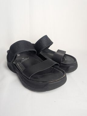 B2 Women Platform Sandals 2 Straps Size 40 Eur Black Color Chunky Style